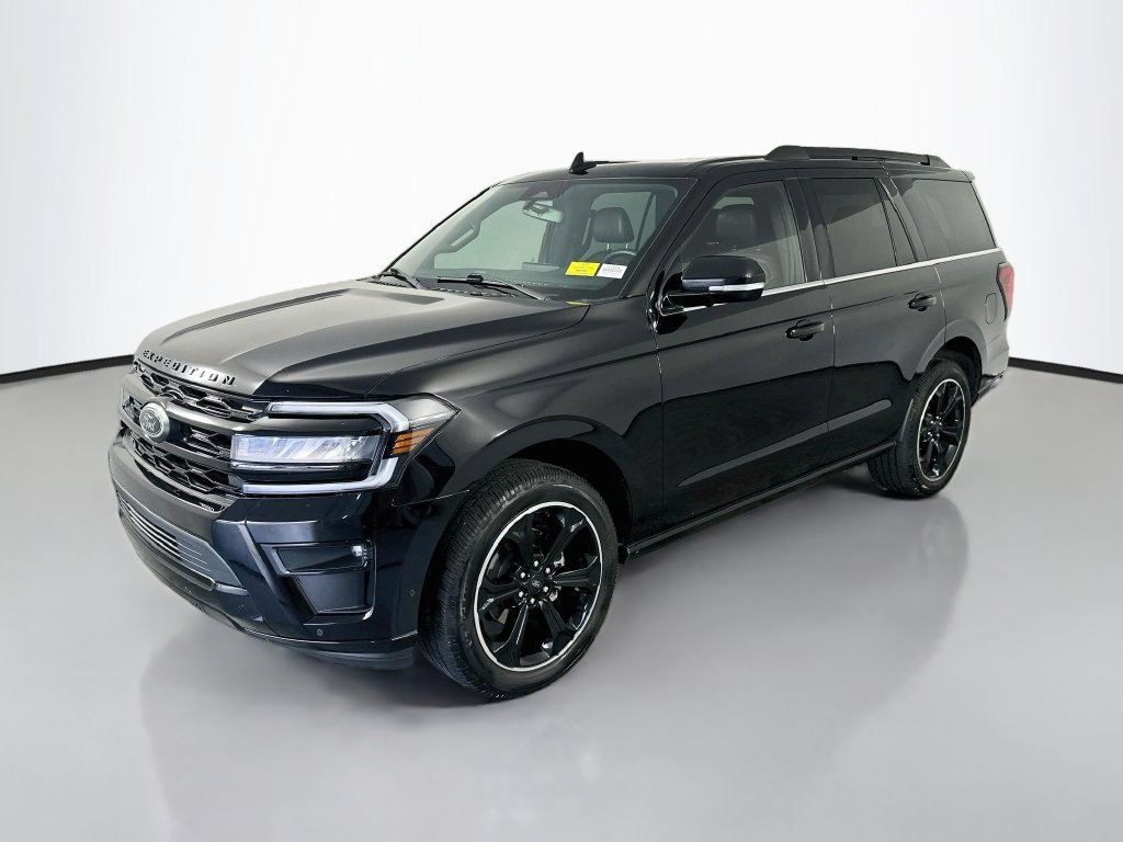 Used 2022 Ford Expedition Limited RWD image 3