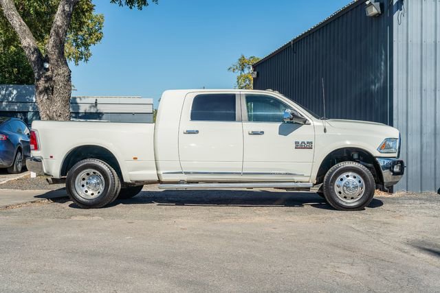 Used 2017 RAM 3500 Laramie Longhorn image 7