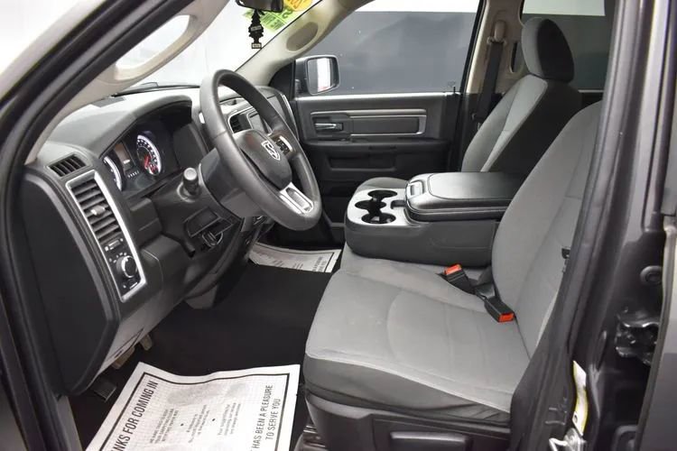 Used 2024 RAM 1500 Classic SLT AWD/4WD image 14