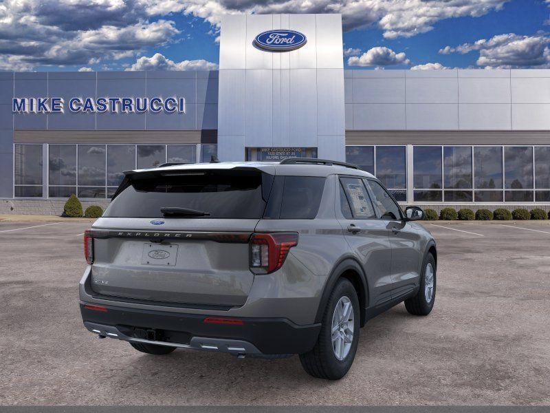 New 2026 Ford Explorer Active w/ Active Comfort Package RWD image 8