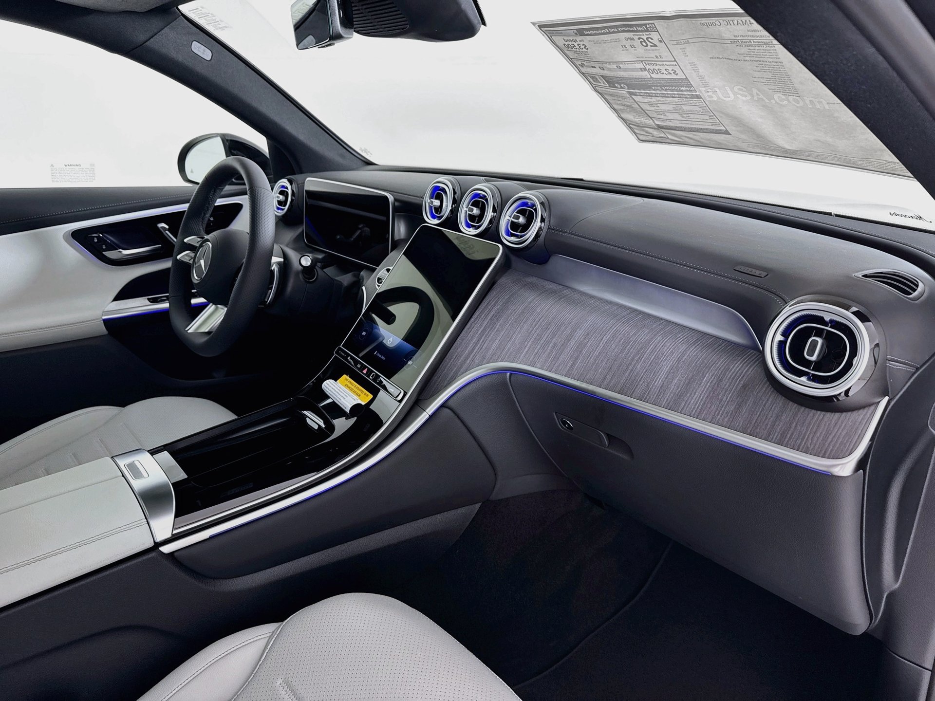New 2027 Mercedes-Benz GLC 300 4MATIC image 32