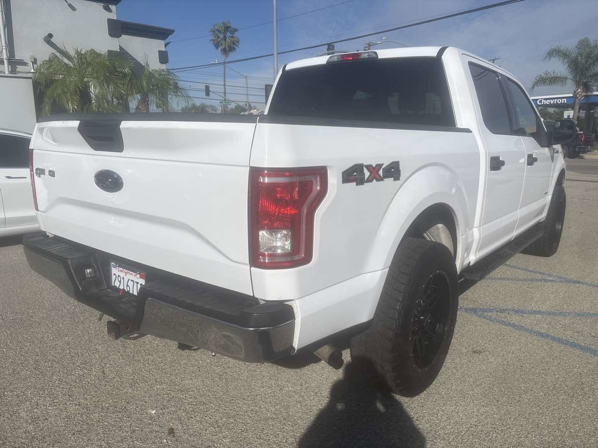 Used 2016 Ford F150 XLT AWD/4WD image 4