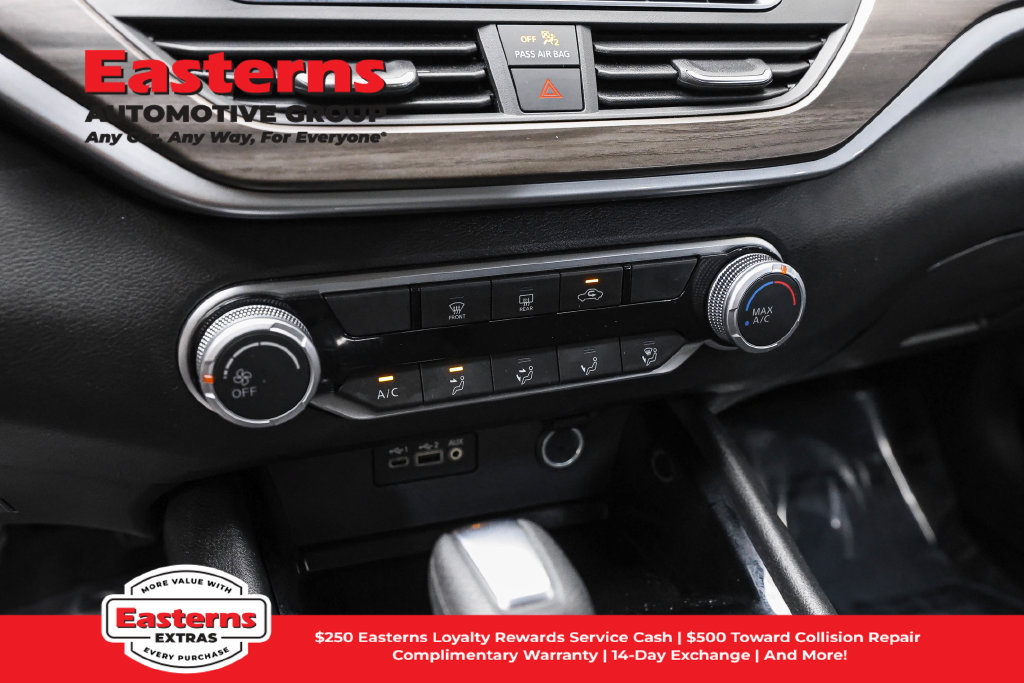 Used 2024 Nissan Altima 2.5 SV FWD image 21