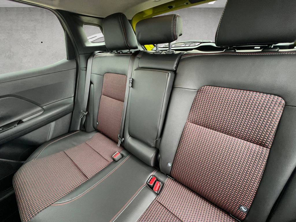 New 2026 Nissan Kicks SR FWD image 22