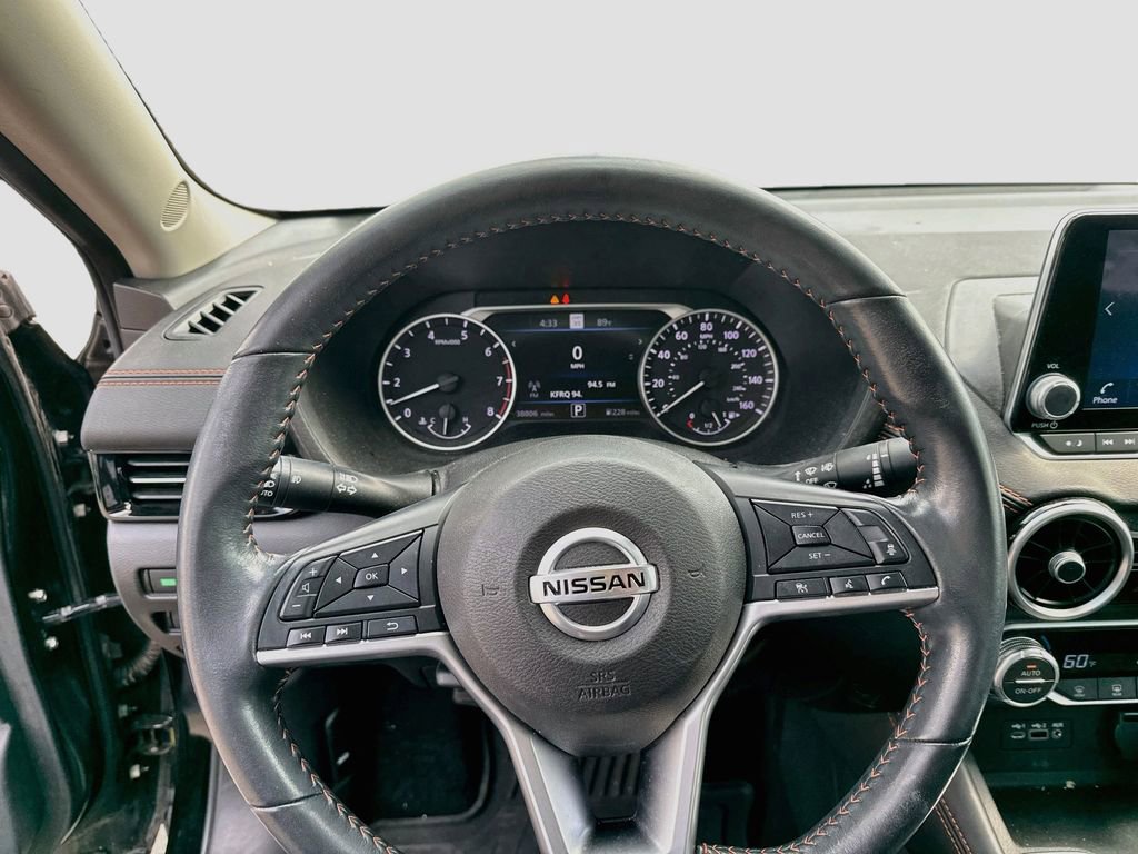 Used 2022 Nissan Sentra SR w/ Lighting Package FWD image 13
