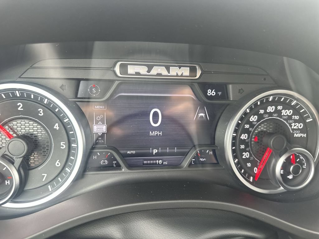 New 2027 RAM 1500 Laramie w/ Night Edition AWD/4WD image 22