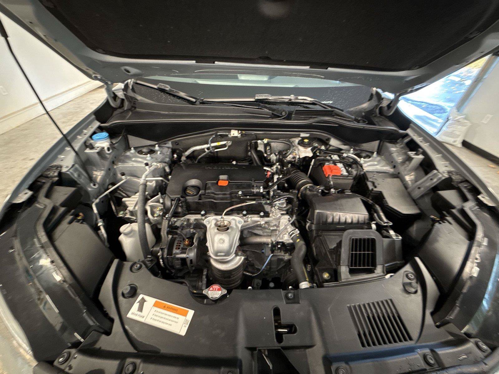 Used 2025 Honda HR-V Sport image 16