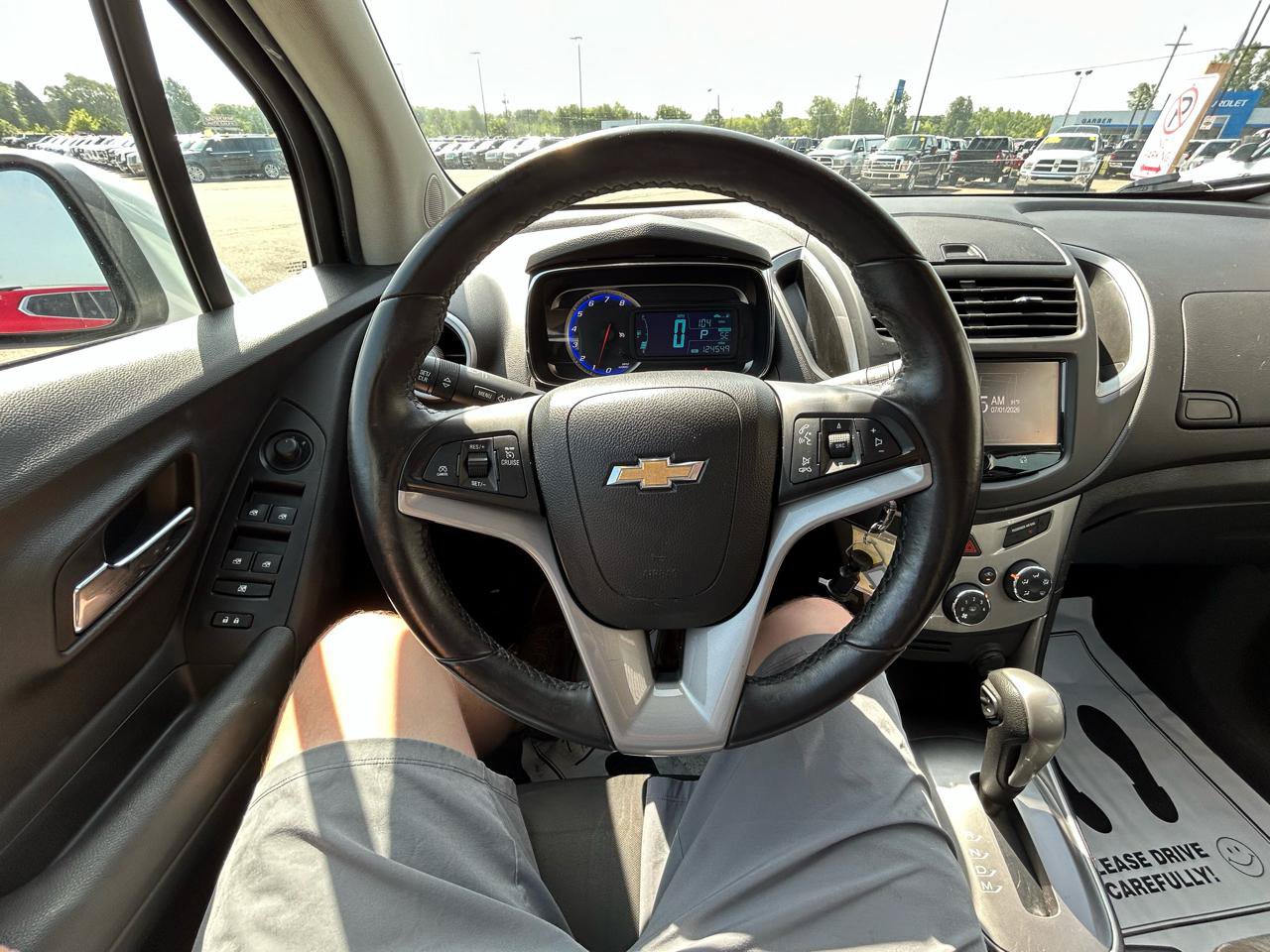 Used 2016 Chevrolet Trax LT w/ LT Sun and Sound Package AWD/4WD image 29