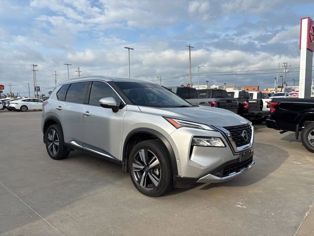 Used 2021 Nissan Rogue Platinum AWD/4WD image 2