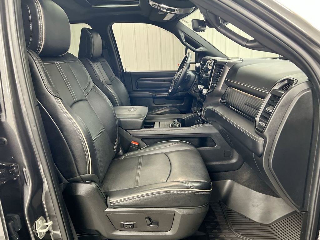 Used 2024 RAM 3500 Limited image 23