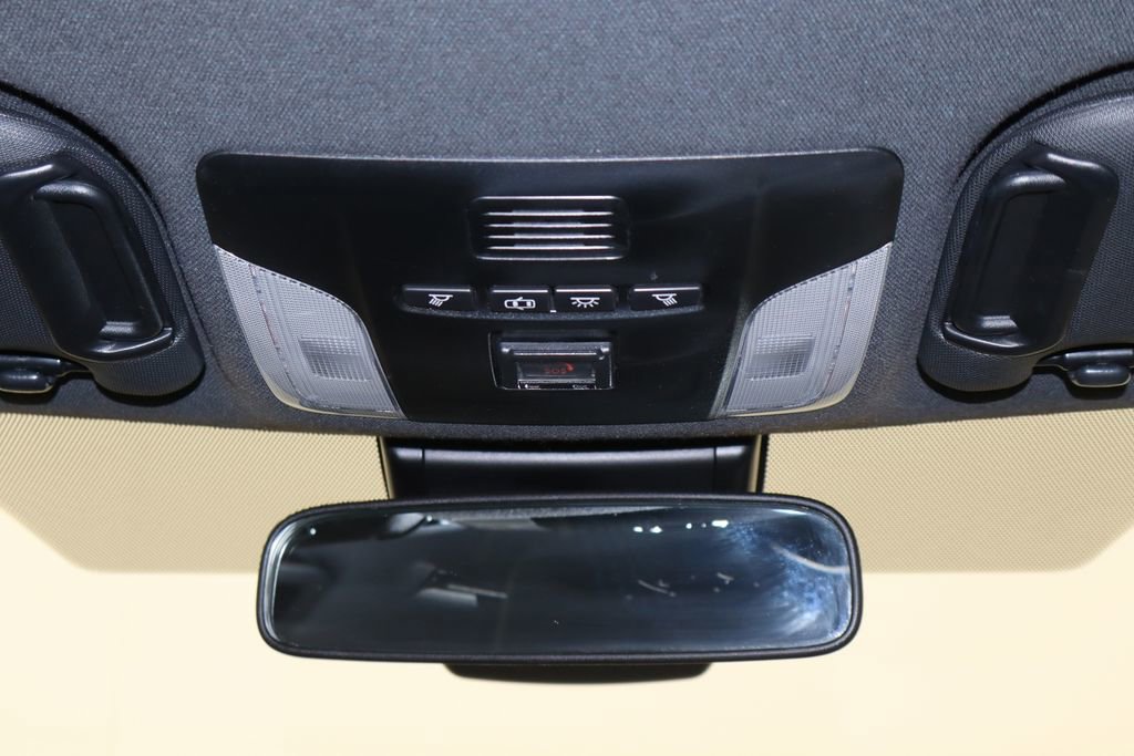 Used 2021 Toyota Corolla SE FWD image 22