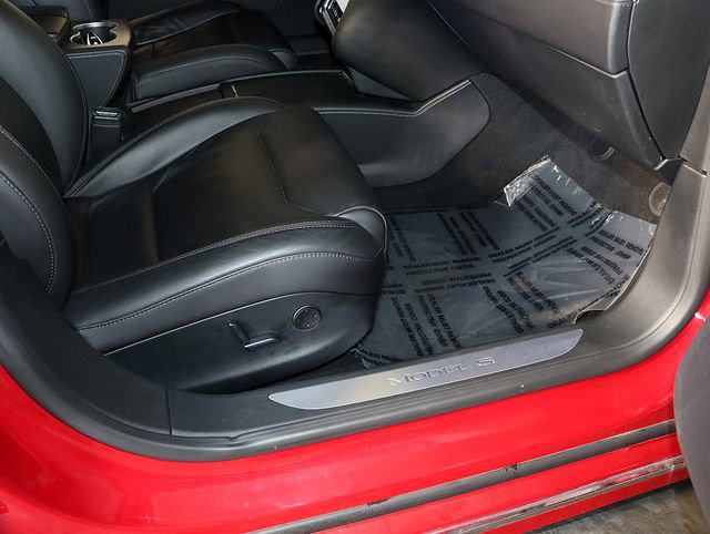 Used 2017 Tesla Model S 90D image 38