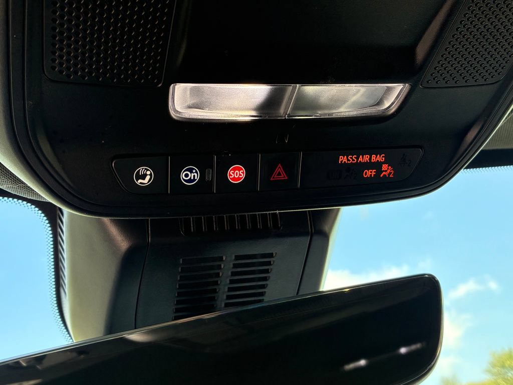 Used 2025 Chevrolet Equinox LT w/ Convenience Package II FWD image 23