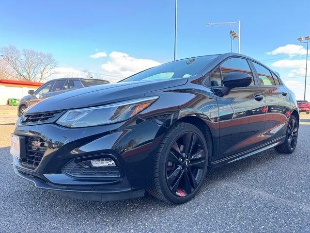 Used 2018 Chevrolet Cruze LT w/ Convenience Package FWD image 3