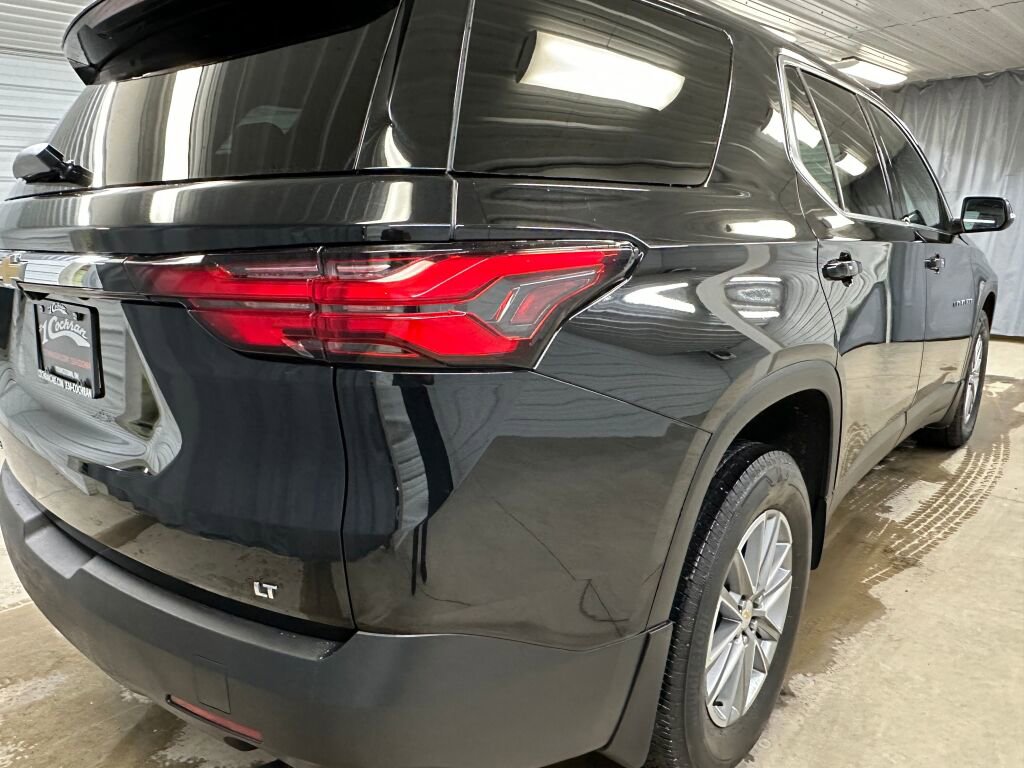Certified 2023 Chevrolet Traverse LT w/ LPO, Floor Liner Package image 28
