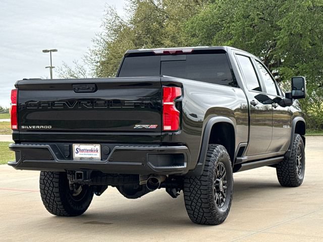 Used 2024 Chevrolet Silverado 2500 ZR2 w/ Technology Package AWD/4WD image 9