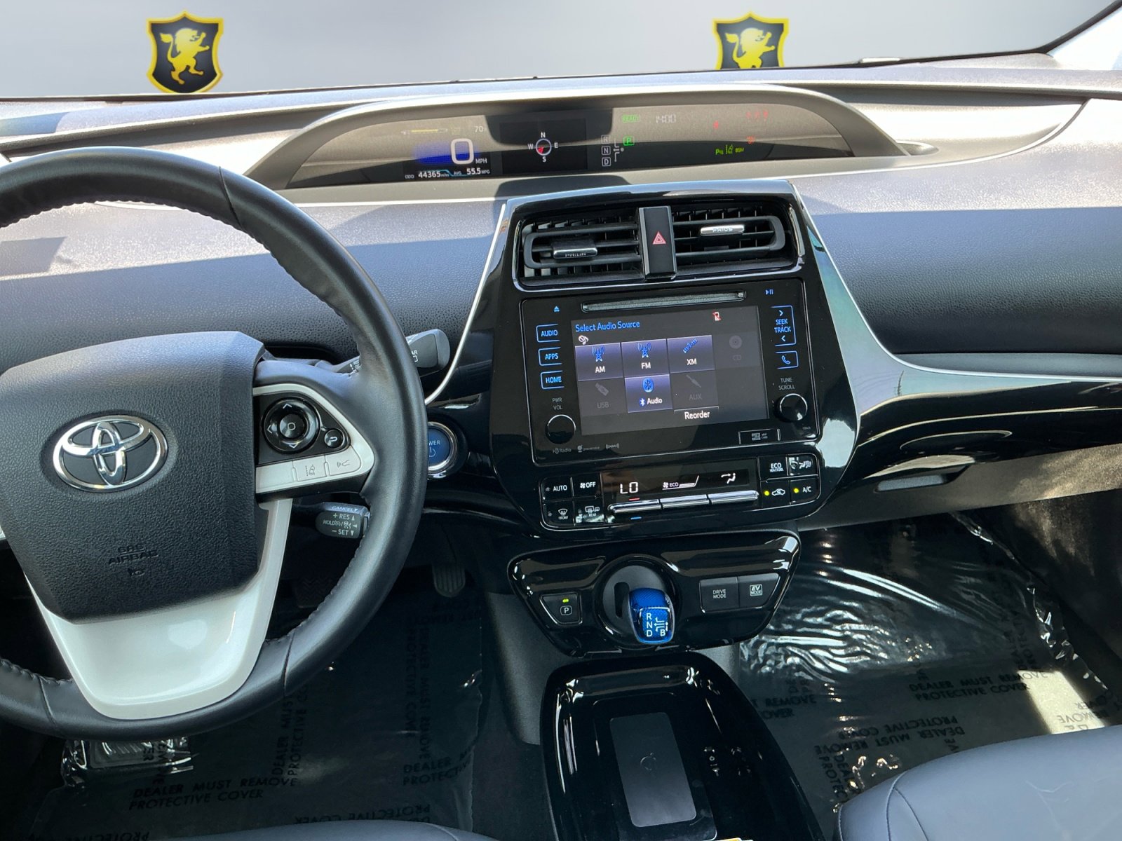 Used 2018 Toyota Prius Three Touring w/ Appearance Package FWD image 13