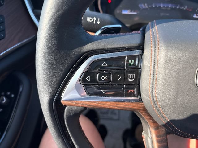 Used 2025 Jeep Grand Cherokee L Summit w/ Advanced Protech Group IV AWD/4WD image 11