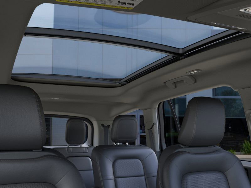 New 2026 Lincoln Aviator AWD w/ Jet Appearance Package image 22