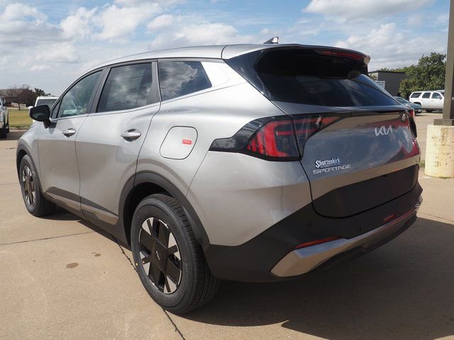 New 2026 Kia Sportage LX image 14