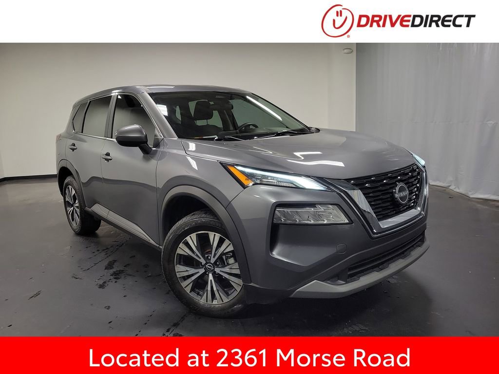 Used 2023 Nissan Rogue SV image 1