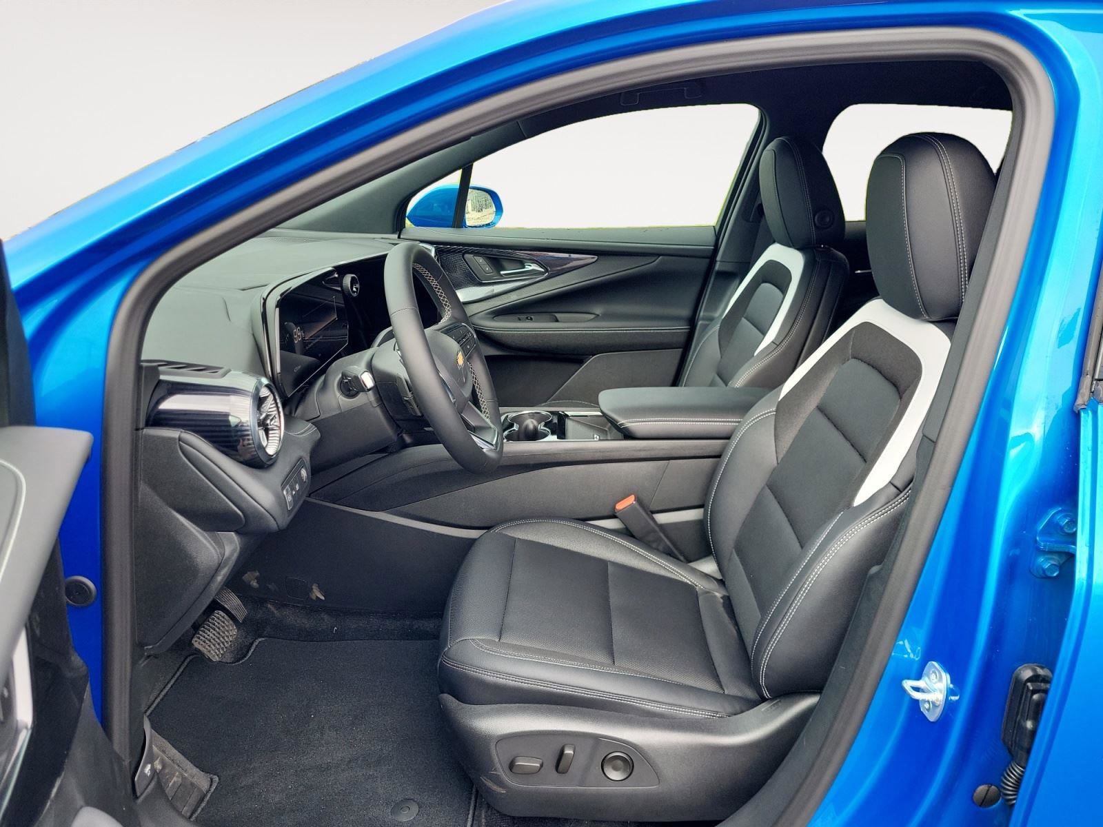 New 2026 Chevrolet Blazer EV LT image 11