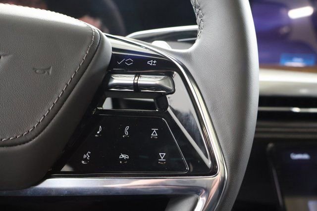New 2026 Cadillac Escalade ESV Platinum Luxury image 17