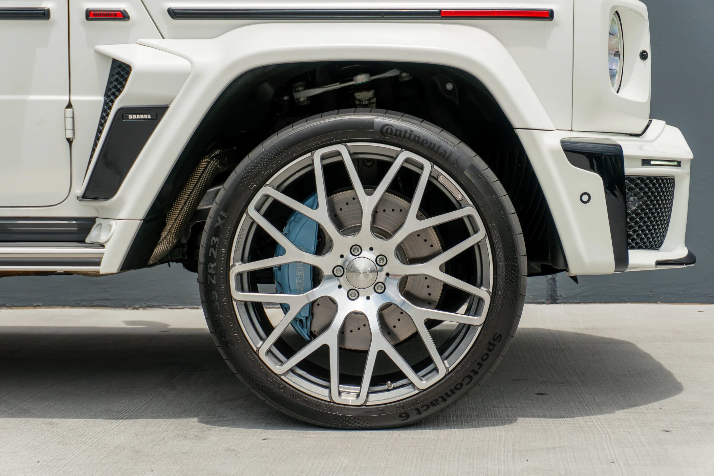 Used 2025 Mercedes-Benz G 63 AMG 4MATIC image 46