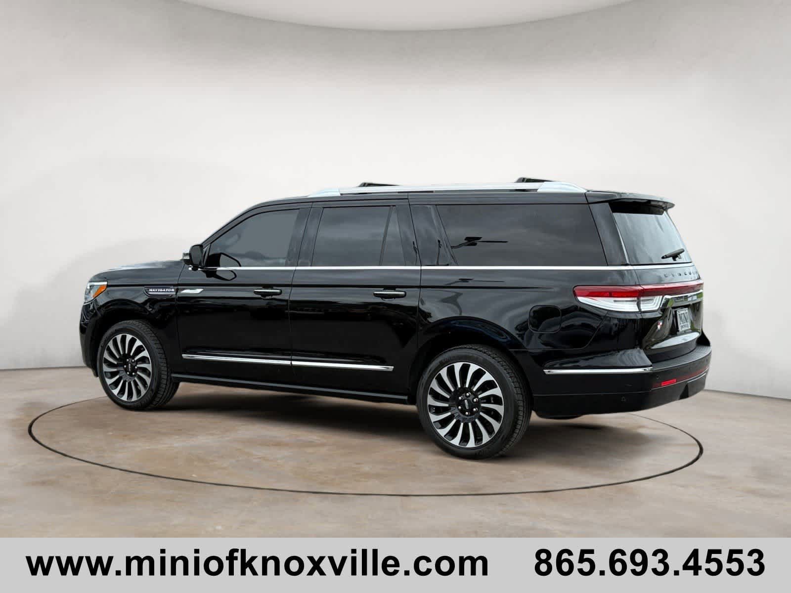 Used 2023 Lincoln Navigator L Black Label AWD/4WD image 5