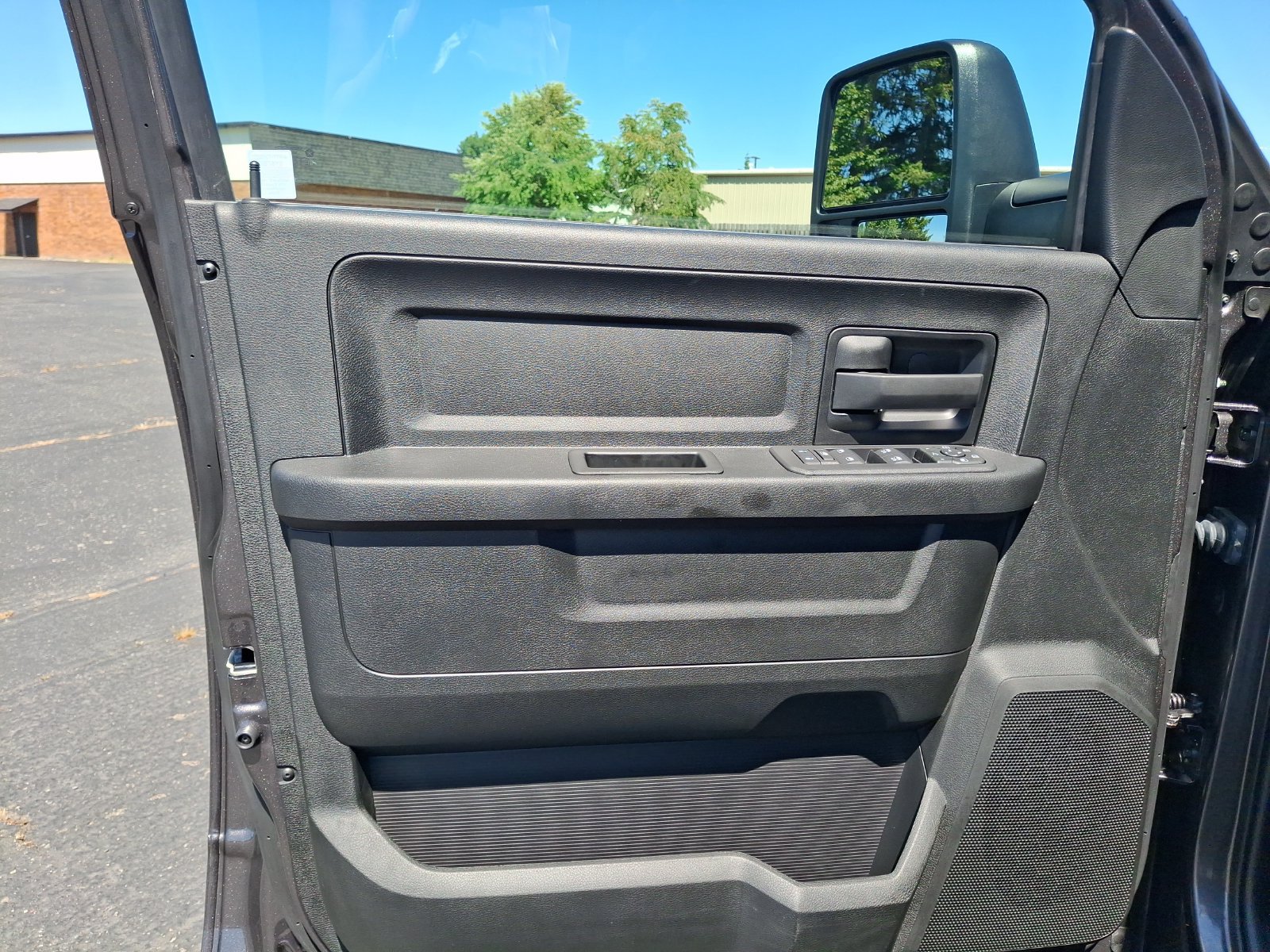 New 2026 RAM 2500 Tradesman AWD/4WD image 15