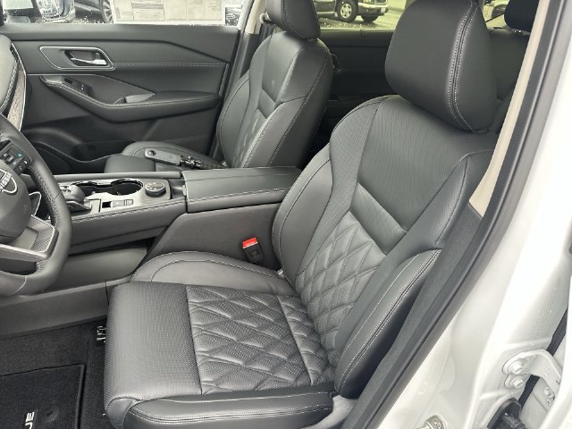 New 2026 Nissan Rogue Platinum w/ Platinum Premium Package AWD/4WD image 22