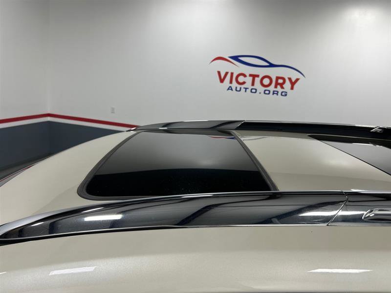 Used 2011 Buick Enclave CXL image 12