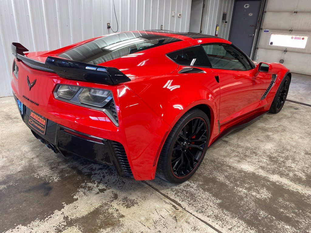 Used 2019 Chevrolet Corvette Z06 RWD image 8