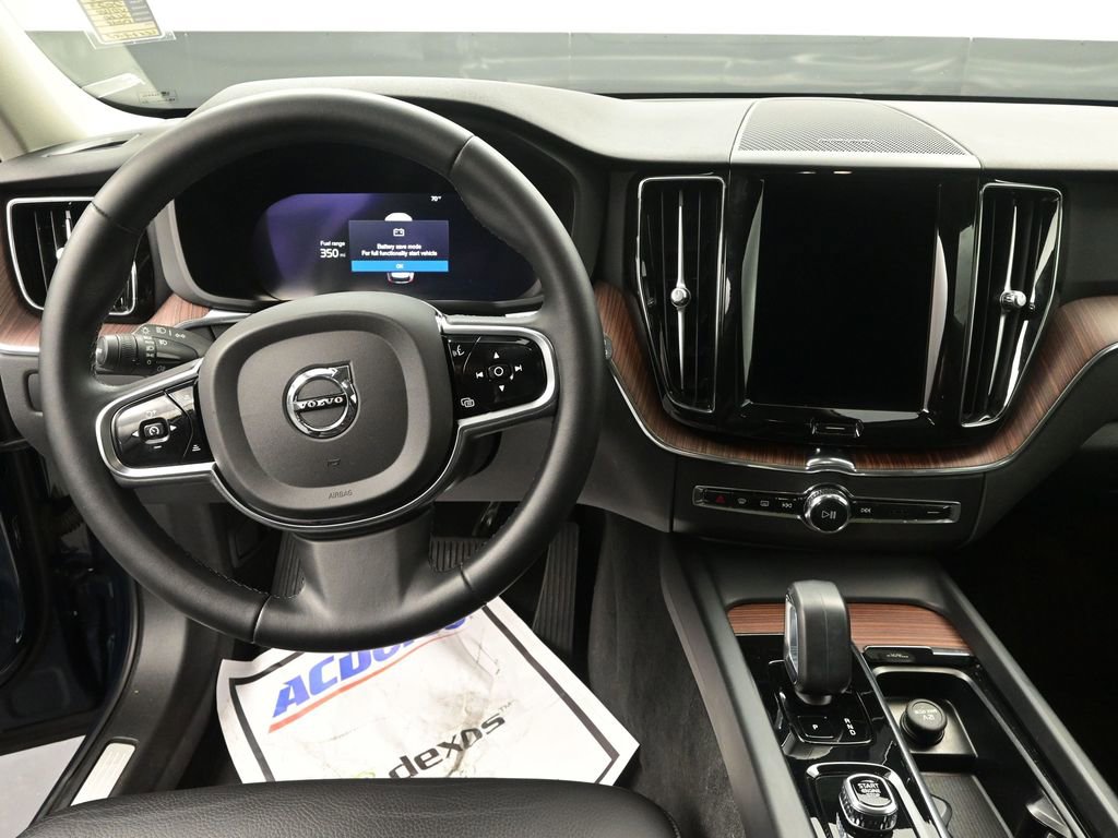 Used 2023 Volvo XC60 B5 Plus w/ Climate Package image 11