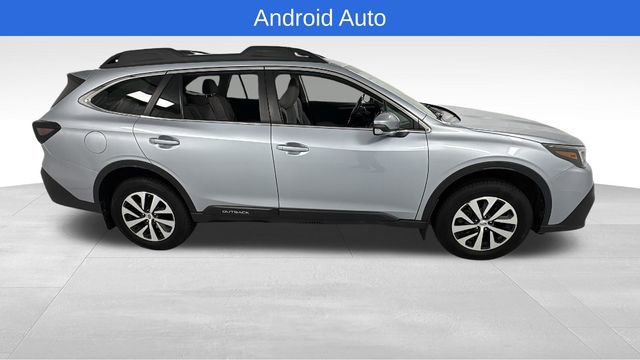 Certified 2022 Subaru Outback Premium image 2