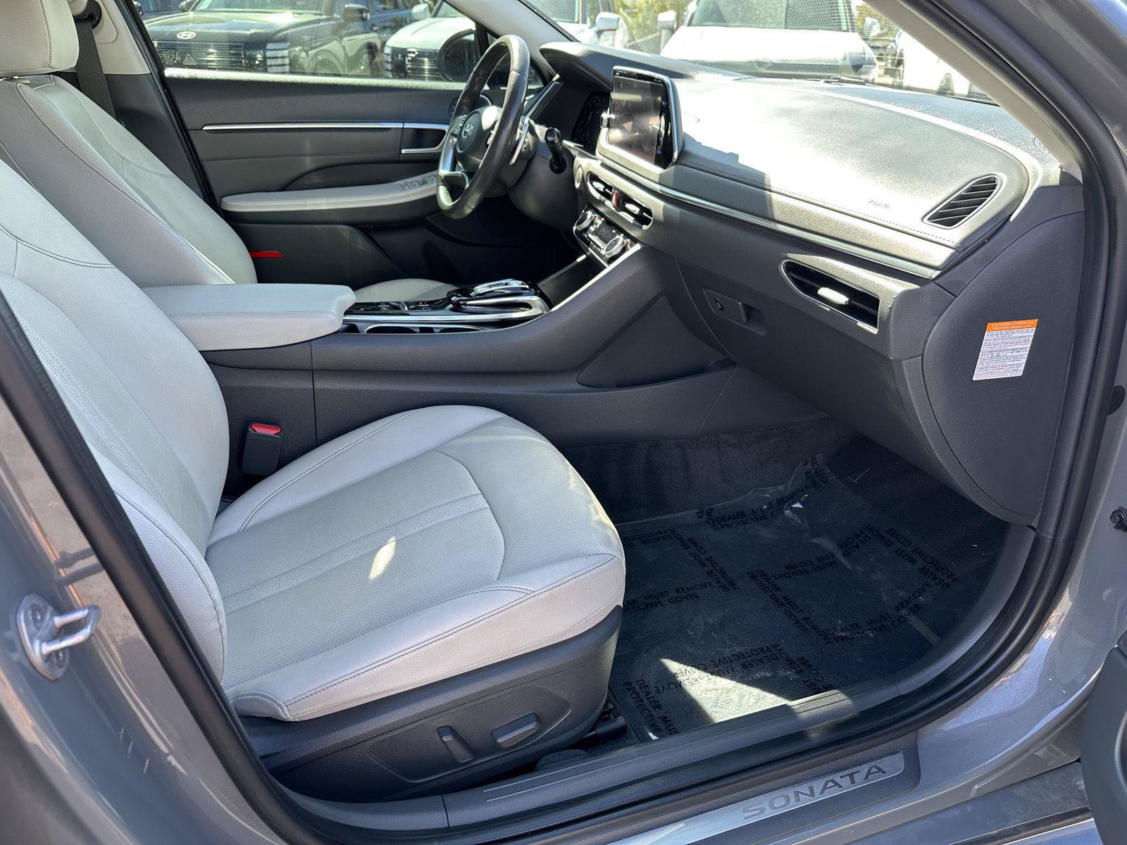 Certified 2023 Hyundai Sonata Limited FWD image 17