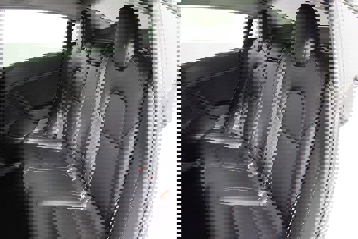 Used 2021 Tesla Model 3 Standard Range Plus image 21