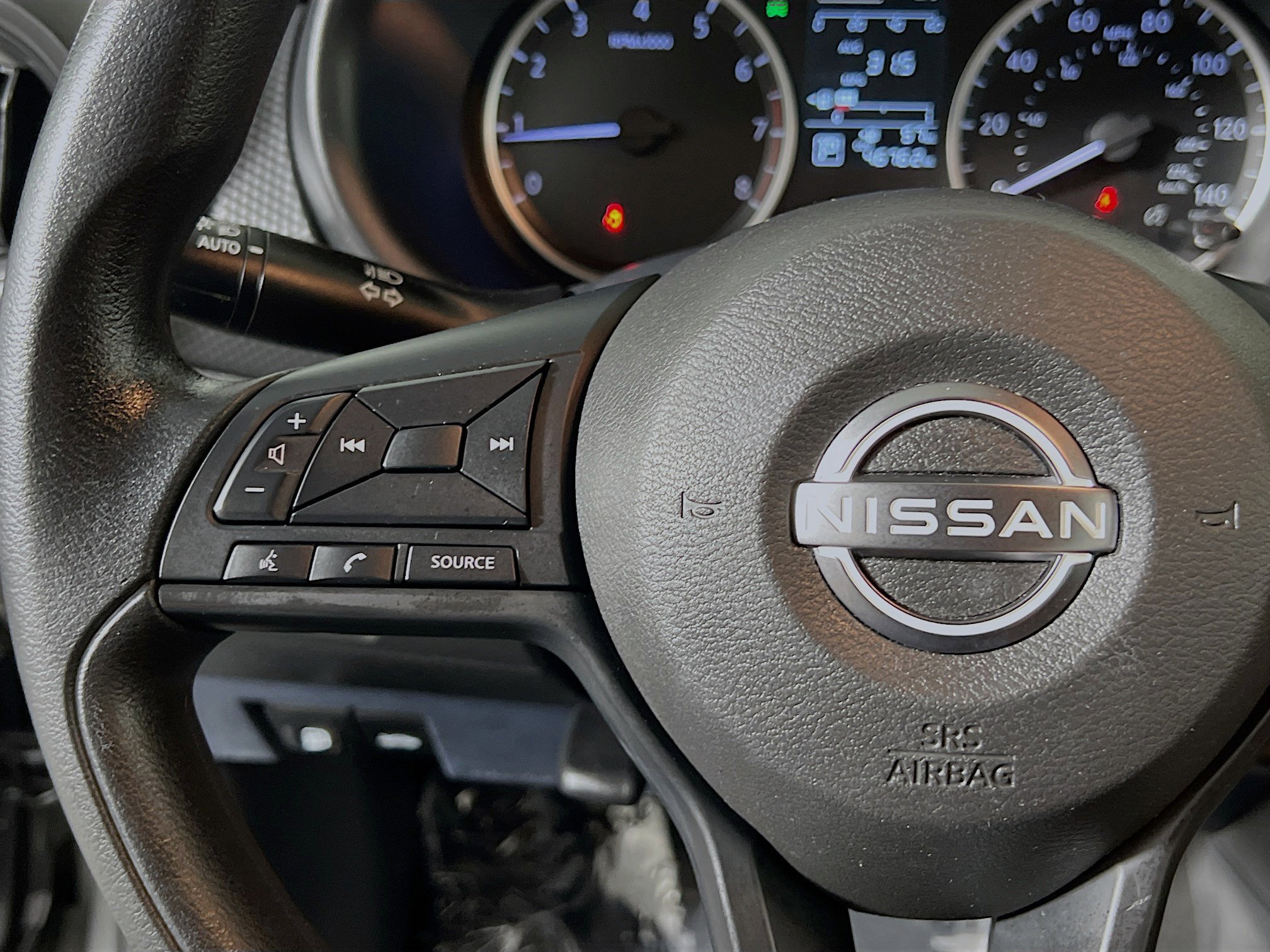 Used 2023 Nissan Kicks S image 18