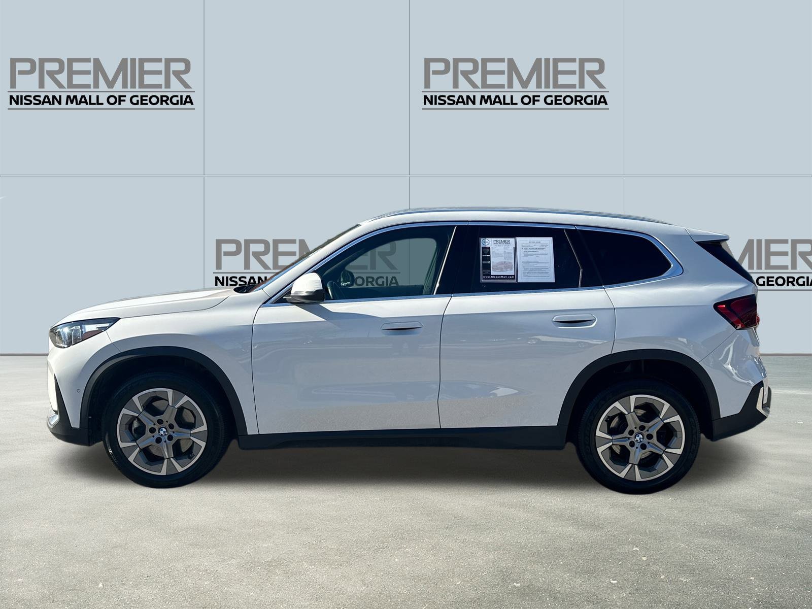 Used 2023 BMW X1 xDrive28i image 8