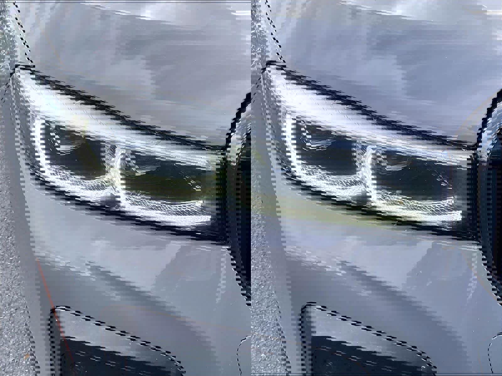 Used 2022 BMW 740i w/ M Sport Package RWD image 28