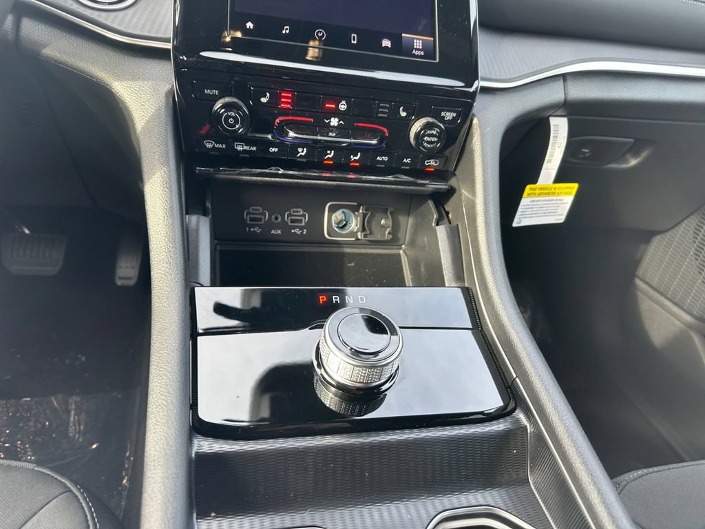 New 2025 Jeep Grand Cherokee Laredo X w/ Luxury Tech Group I AWD/4WD image 11