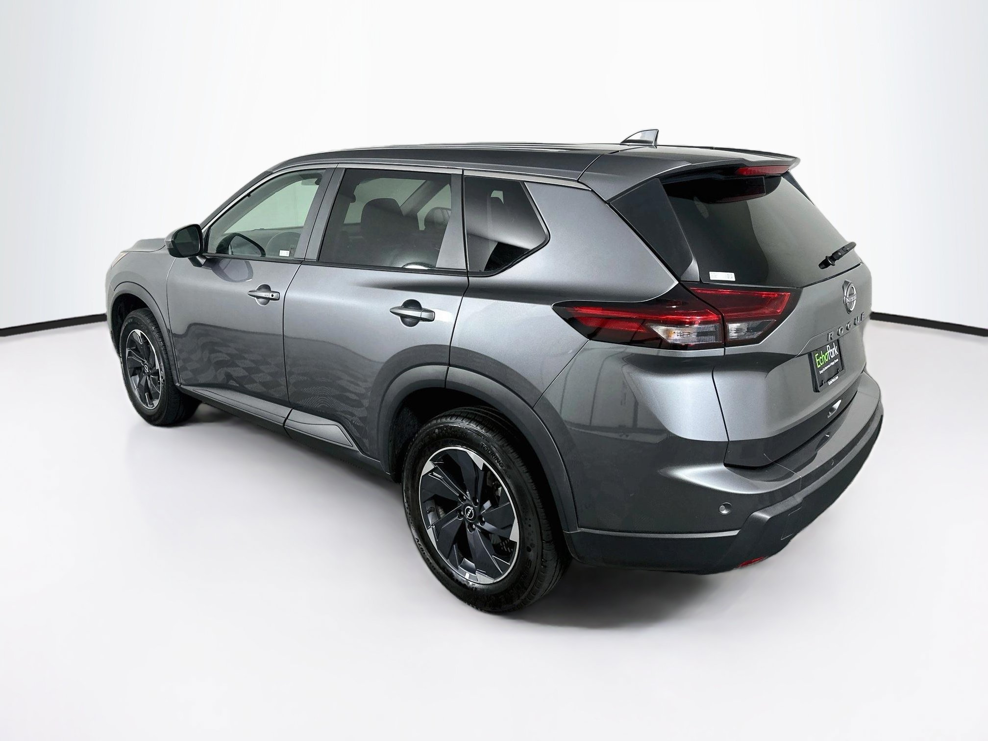 Used 2025 Nissan Rogue SV FWD image 5