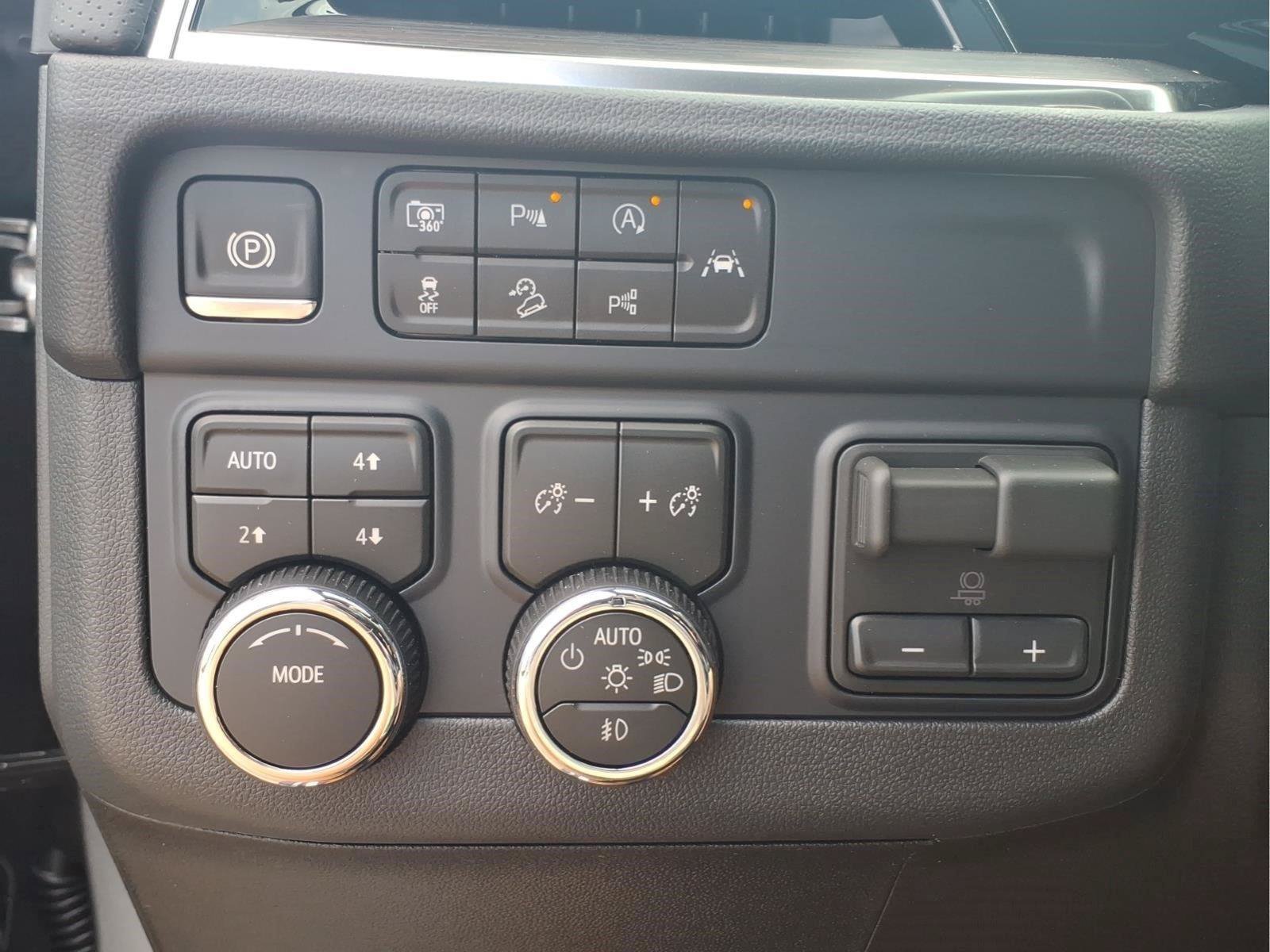 New 2026 Chevrolet Tahoe Premier AWD/4WD image 19