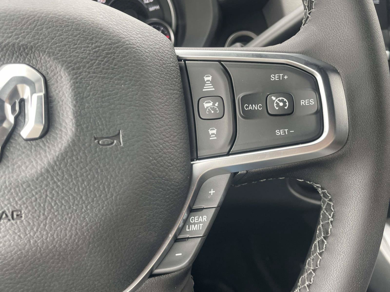 New 2026 RAM 2500 Big Horn AWD/4WD image 26