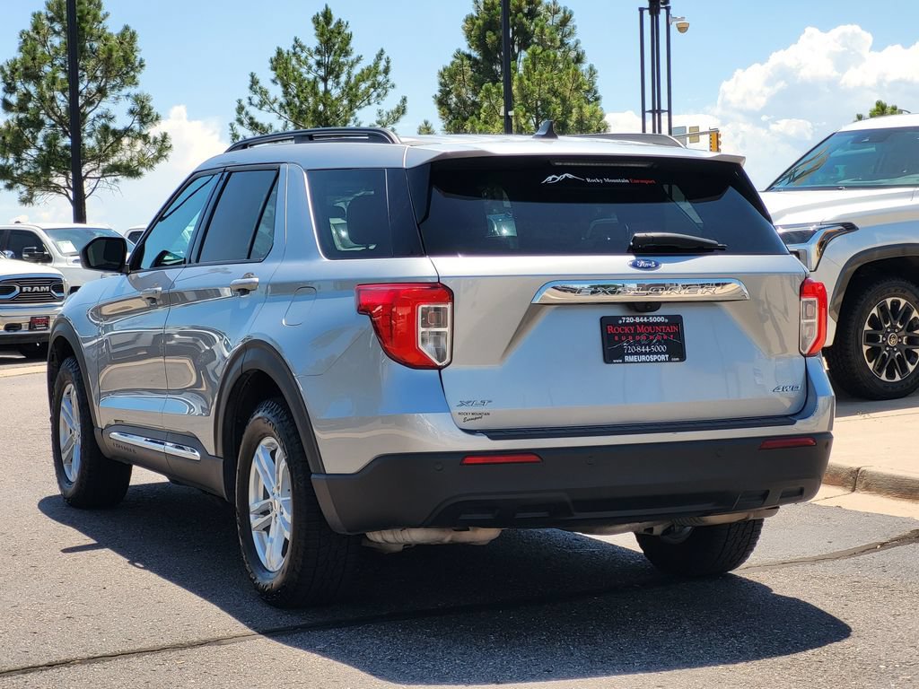 Used 2023 Ford Explorer XLT AWD/4WD image 6