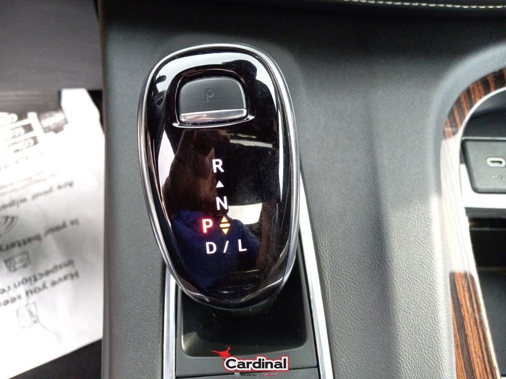 Used 2023 Cadillac Escalade ESV Premium Luxury image 40