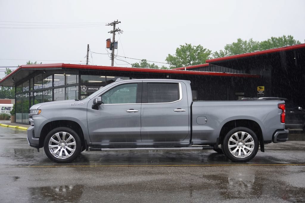 Used 2022 Chevrolet Silverado 1500 High Country w/ LPO, Dark Essentials Package AWD/4WD image 4