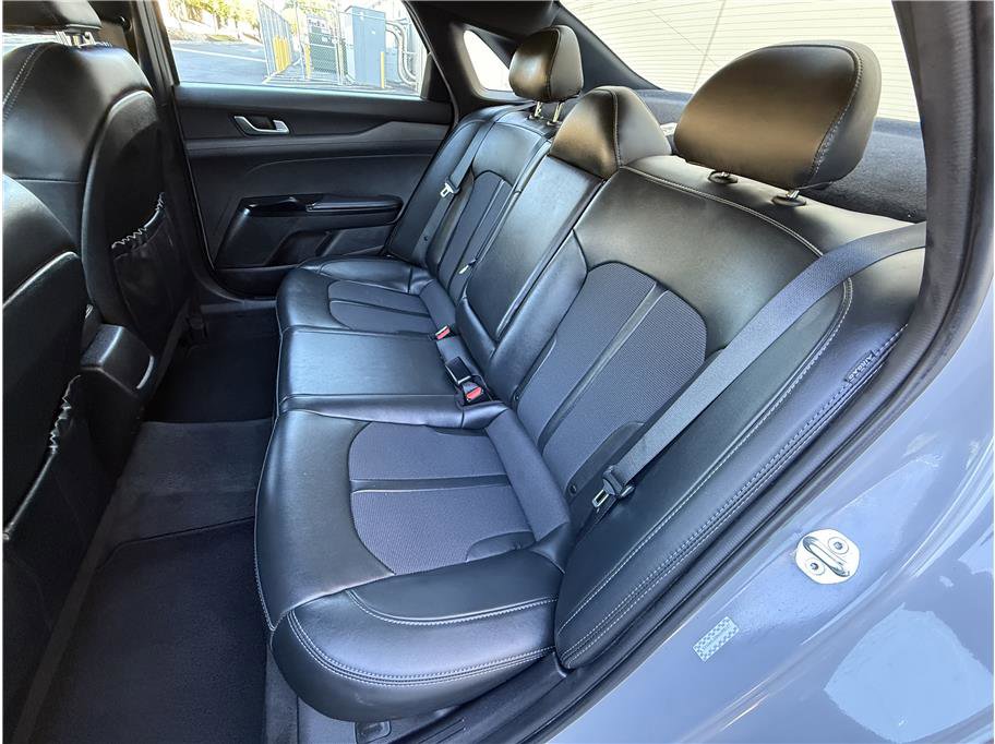 Used 2022 Kia K5 GT-Line image 16