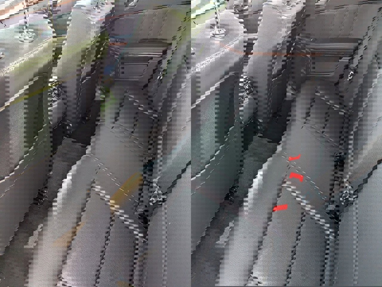 Used 2011 Mercedes-Benz E 350 Sedan image 15