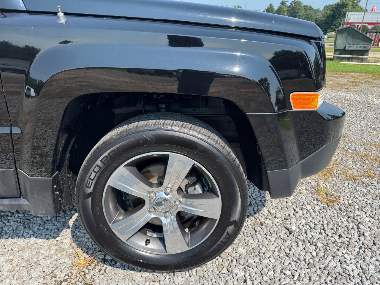 Used 2016 Jeep Patriot High Altitude FWD image 7